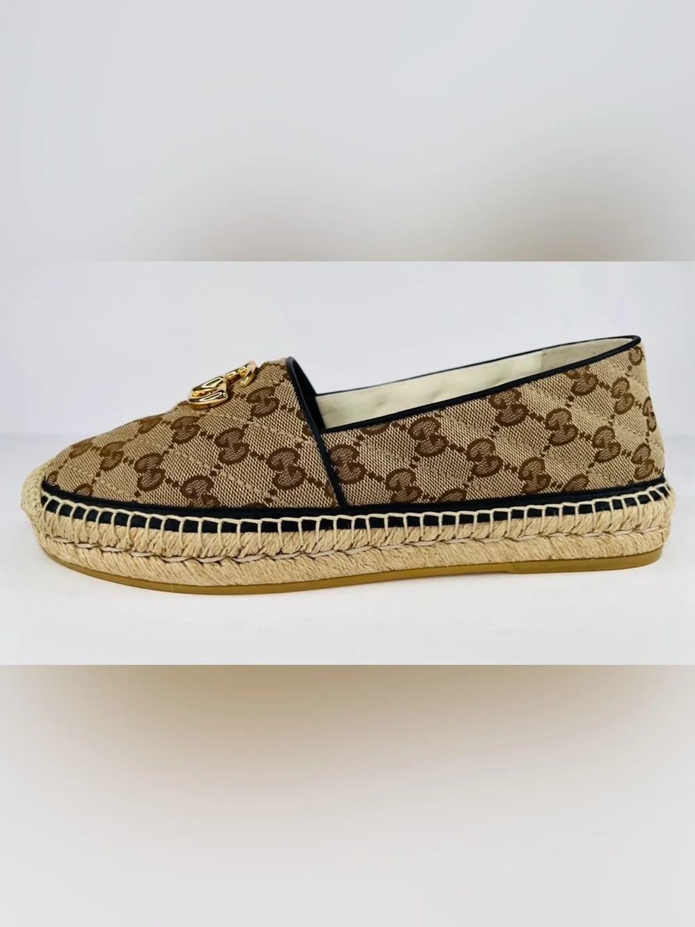 GUCCI Pilar GG Monogram Supreme Canvas Espadrille Logo Flat Loafers EU 40.5